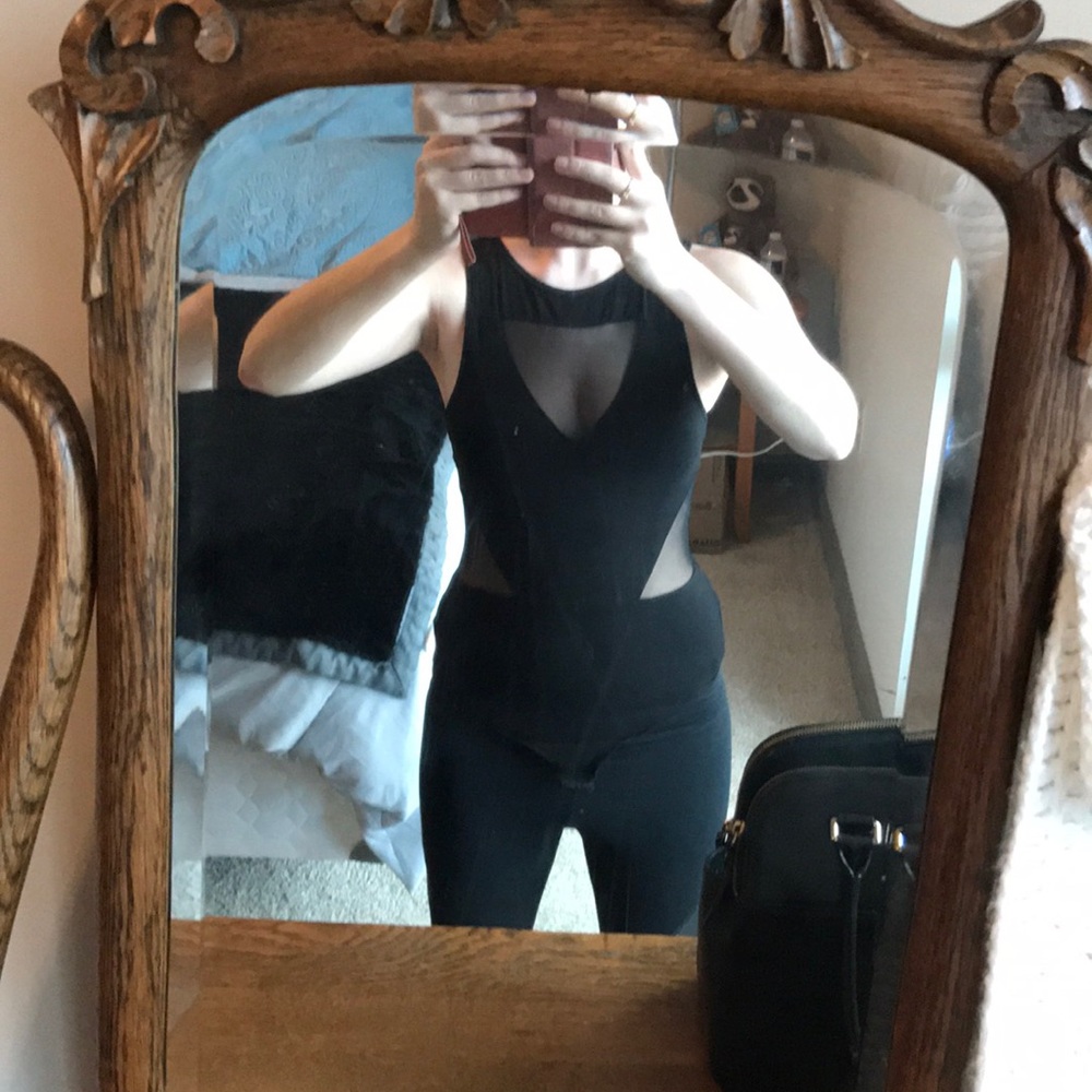 Mesh top - Picture 2 of 3
